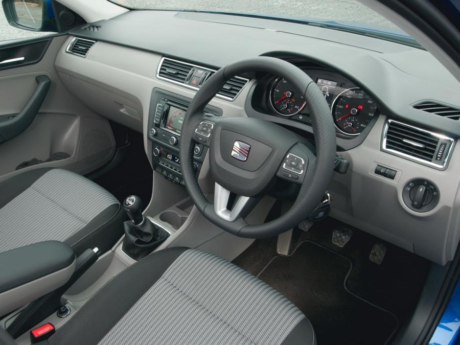  Seat Toledo 2012 года  (UK) (фото 11 из 12)